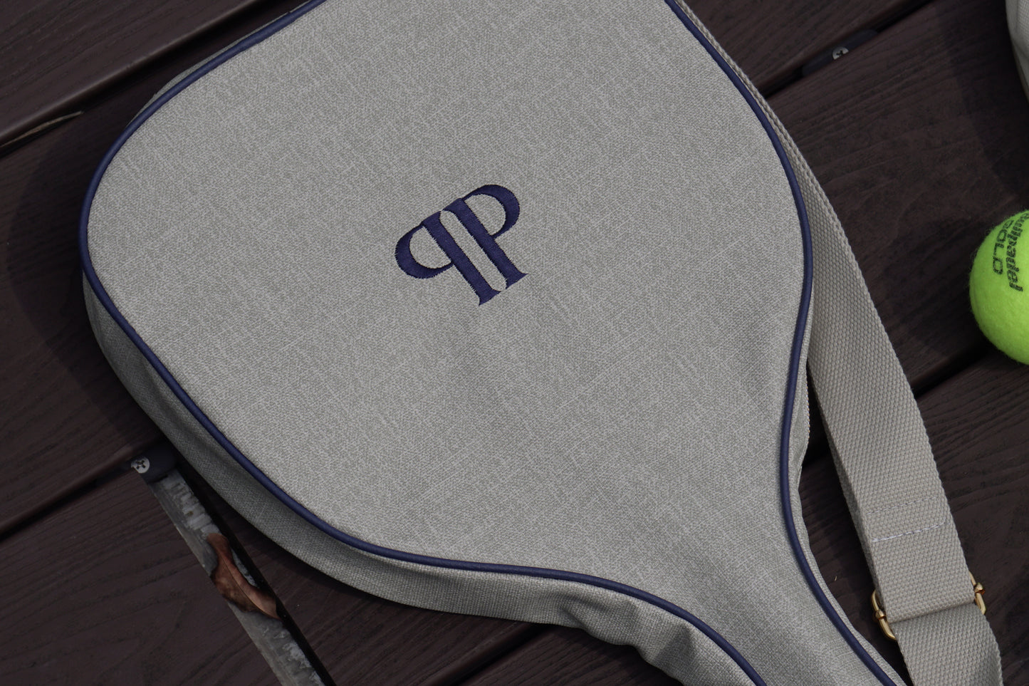 ESSENCE Carrying Bag